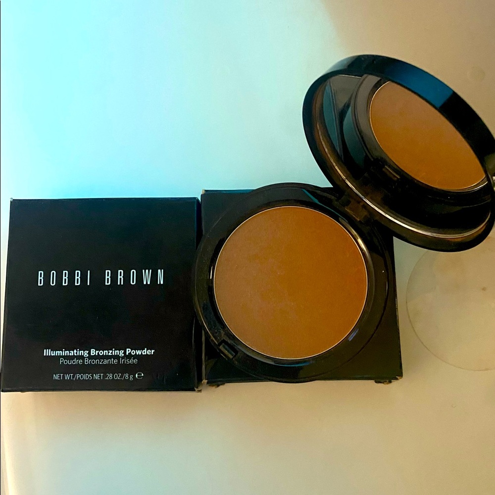 Bobbi Brown Illuminating  Bronzing Powder